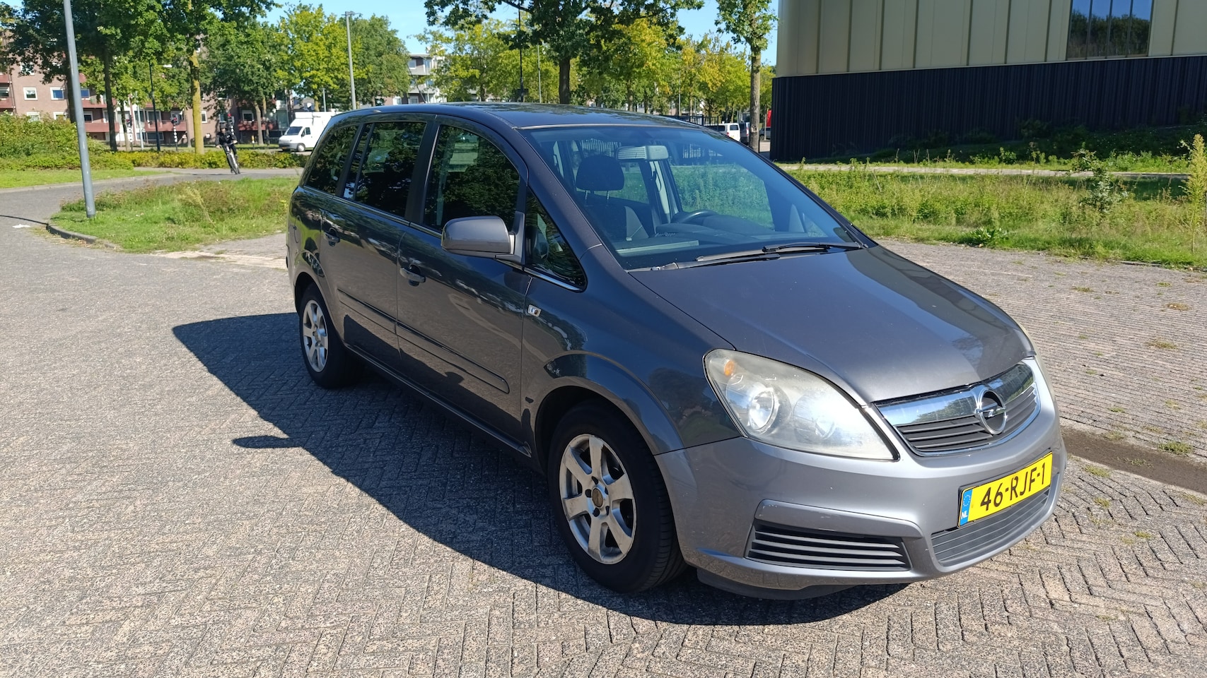 Opel Zafira - 1.6 Edition - AutoWereld.nl