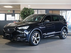 SEAT Tarraco - 1.4 TSI e-Hybrid PHEV FR 245PK Pano Trekhaak Led Cam Memory Stoel Elekt Achterklep