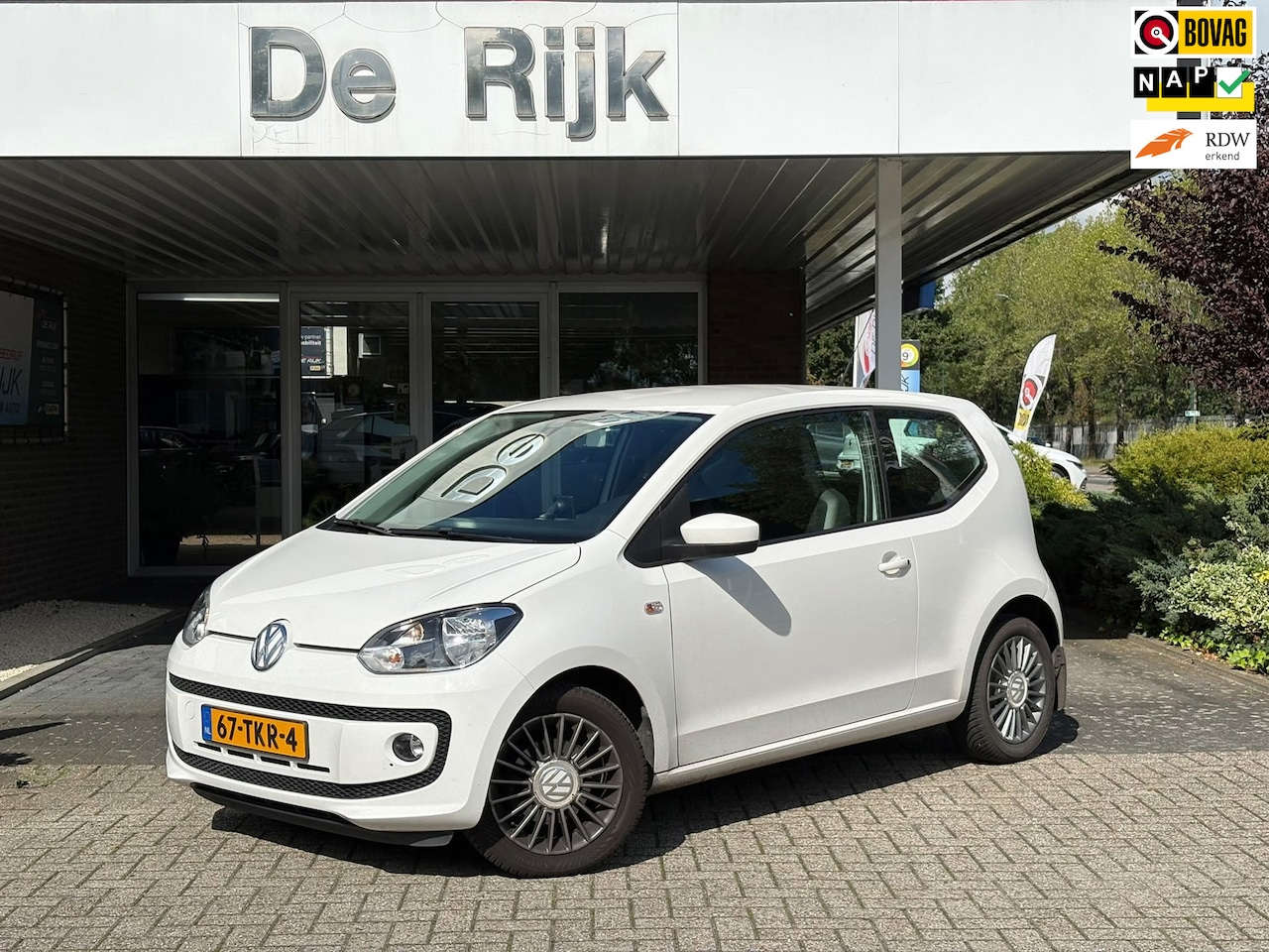 Volkswagen Up! - 1.0 high up! | Navi, Cruise, Airco, Bluetooth | 2e Eigenaar | Goed onderhouden! | NAP | - AutoWereld.nl