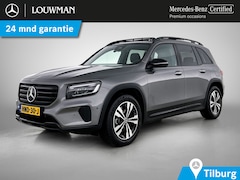 Mercedes-Benz GLB - 200 Star Edition LIMITED Panoramadak l Keyless l Trekhaak l Navigatie l Stoelverwarming l