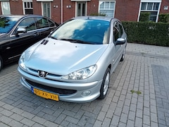 Peugeot 206 - 1.4 Forever Vol jaar apk