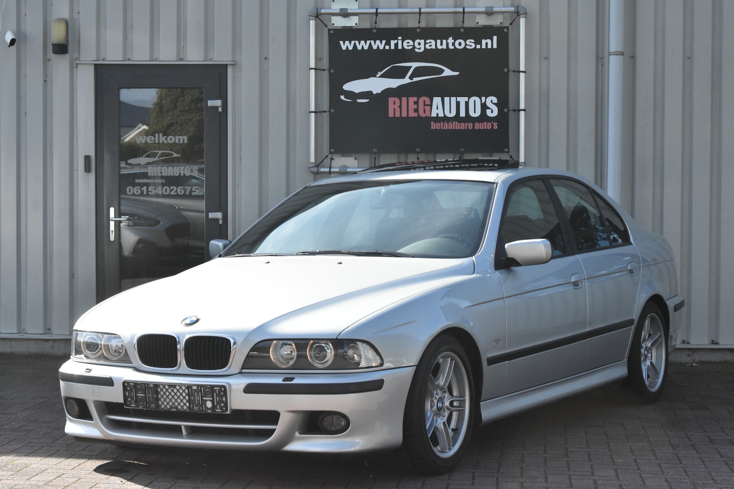 BMW 5-serie - 525d Automaat Special Executive. M-pakket, Leer, Cruise, Uniek!! - AutoWereld.nl