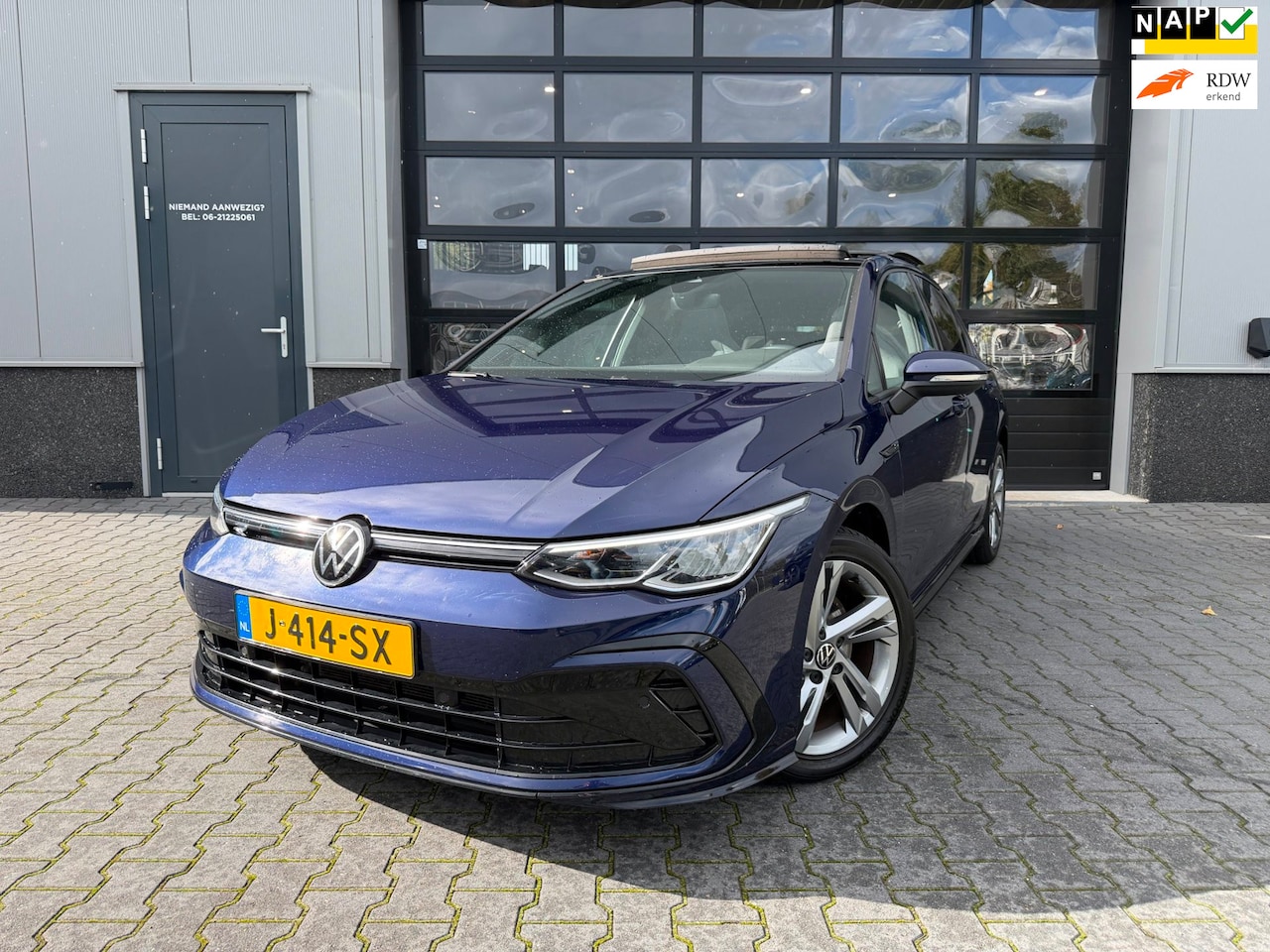 Volkswagen Golf - 1.5 TSI R-Line Panodak, org NL auto - AutoWereld.nl