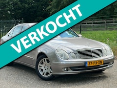 Mercedes-Benz E-klasse - 240 Avantgarde /Xenon/NAP/Automaat/Trekhaak/