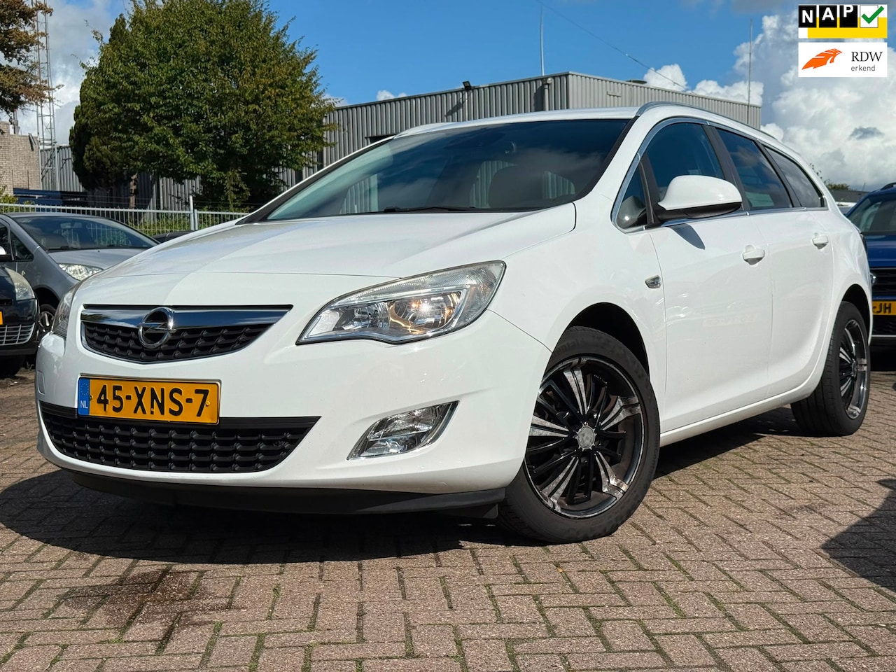 Opel Astra Sports Tourer - 1.4 Cosmo 1.4 Cosmo | Nieuwe apk - AutoWereld.nl