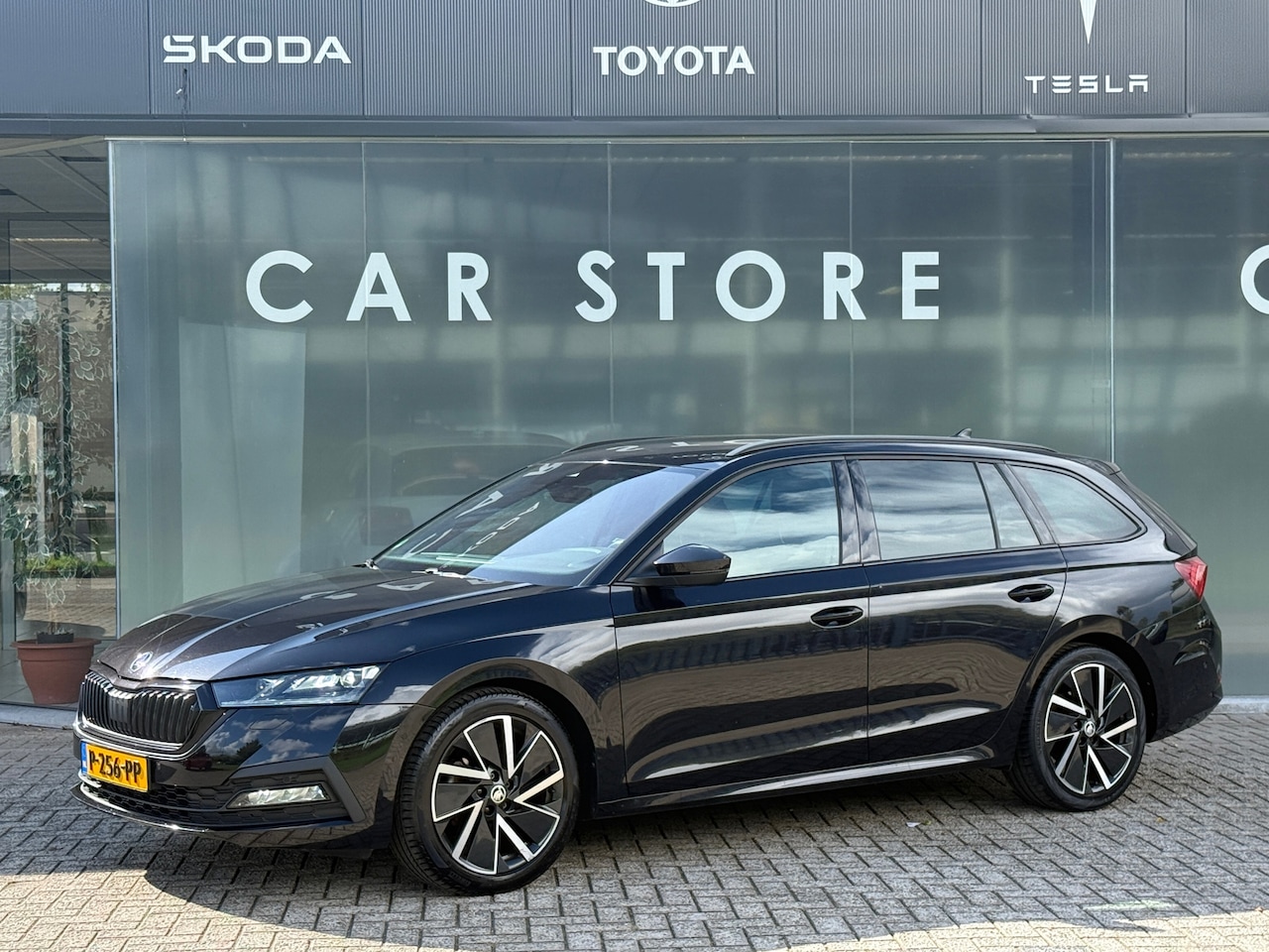 Skoda Octavia Combi - 1.5 e-TSI 150pk BNS Plus ACC|Carplay|Sportstoelen|LED - AutoWereld.nl