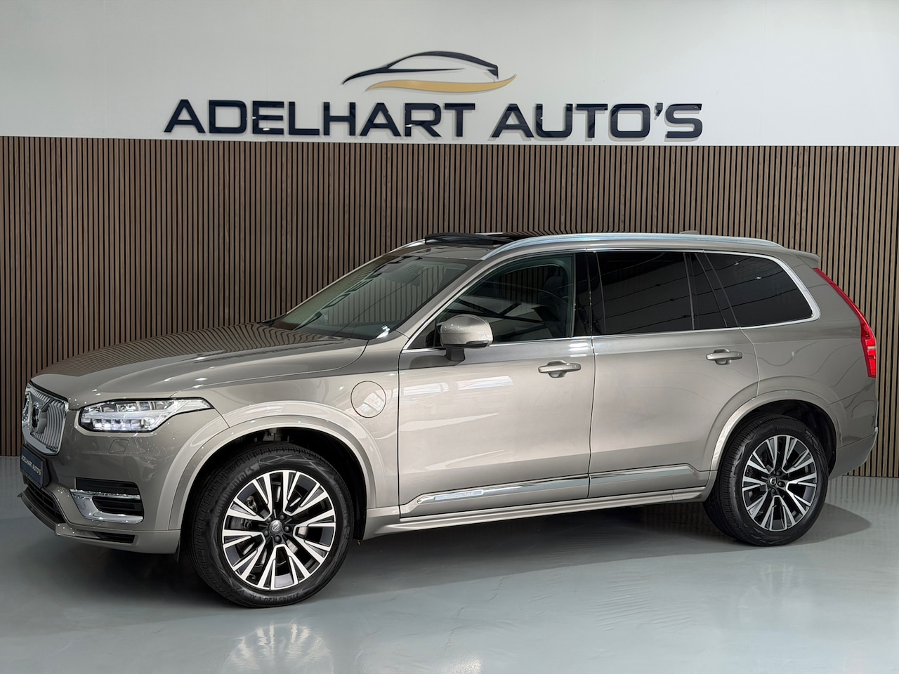 Volvo XC90 - 2.0 T8 Recharge AWD Inscription Exclusive / Panorama dak / Lederen interieur / Elektrische - AutoWereld.nl