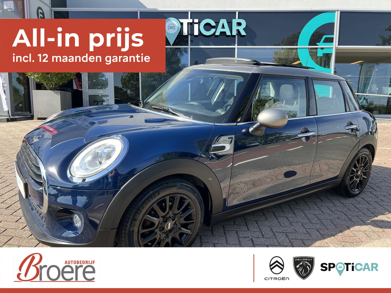 MINI 5-Deurs - 1.5 Cooper Chili Serious Business 5 deurs | Panoramadak - AutoWereld.nl
