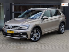 Volkswagen Tiguan - 1.4 TSI ACT Highline Business R | Dealer Onderhouden | Led | Virtual | Stoelverwarming | T