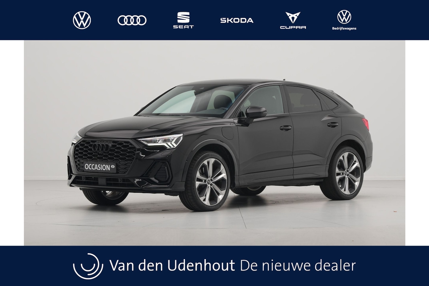 Audi Q3 Sportback - 45 TFSI e 245pk PHEV S-line Trekhaak Panorama dak 20"velgen Matrix LED Keyless 360 Camera - AutoWereld.nl