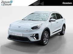Kia e-Niro - ExecutiveLine 64 kWh | Cruise Control | Climate Control | Camera | Navigatie | Stoelverwar