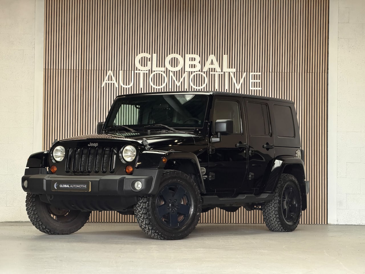 Jeep Wrangler Unlimited - JEEP - GRIJS KENTEKEN - TREKHAAK - AIRCO - AutoWereld.nl