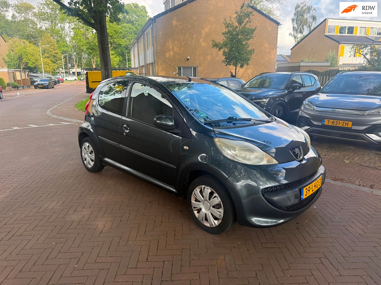 Peugeot 107 - AUTOMAAT / Airco / 92.000 km / Leuke auto - AutoWereld.nl