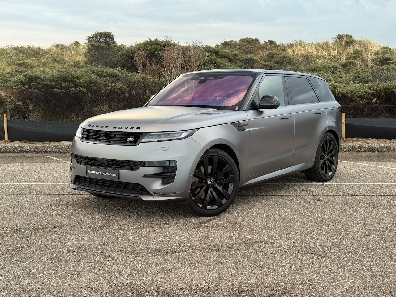 Land Rover Range Rover - P510e Autobiography | Pano | 23" | Massage | achteras sturing | - AutoWereld.nl