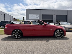 BMW 3-serie Cabrio - 330i LEDER/6 CILINDER/AUTOMAAT