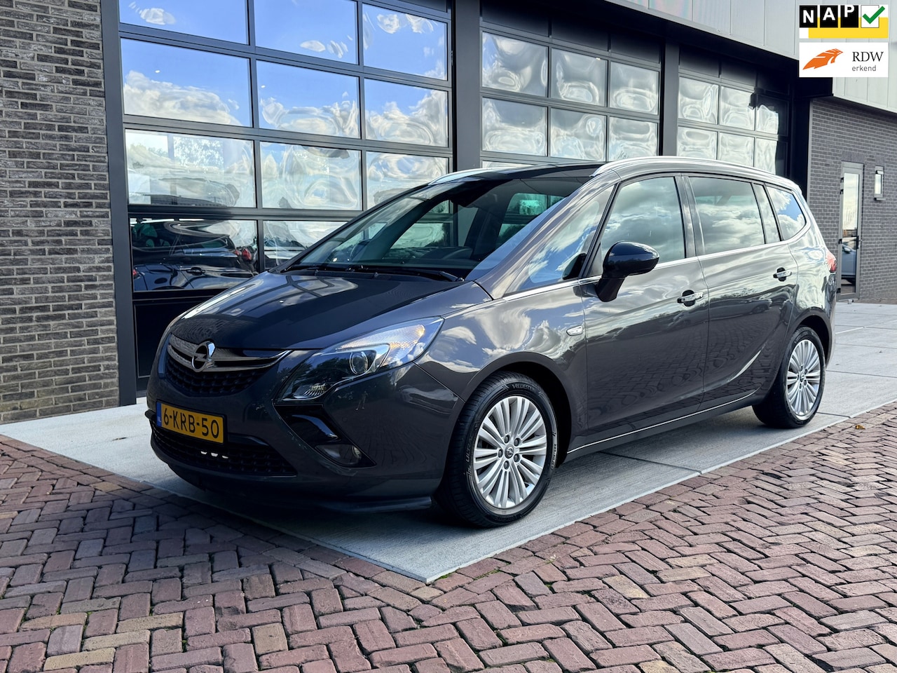 Opel Zafira Tourer - 1.6 Design Edition 7p. | Navi | Trekhaak | Cruise | - AutoWereld.nl
