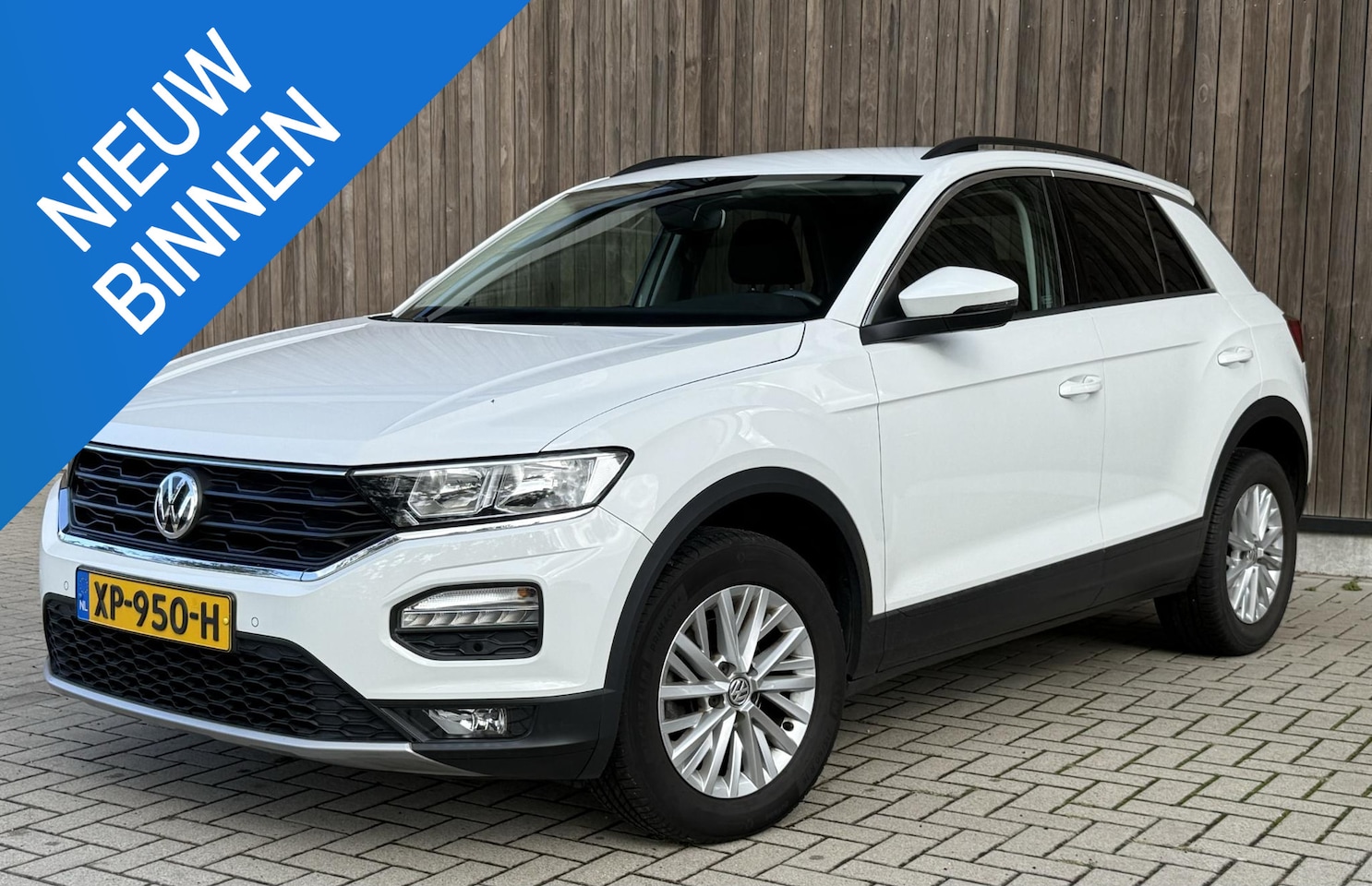 Volkswagen T-Roc - 1.0 TSI Style ACC | AIRCO | CARPLAY | NAVI | LANE | - AutoWereld.nl