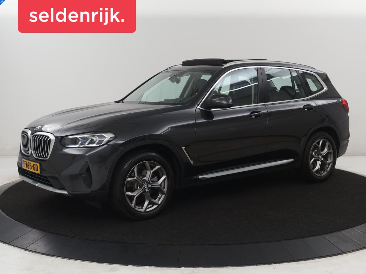 BMW X3 - xDrive20i High Executive | Trekhaak | Stoelverwarming | Pano.Dak | Keyless Entry | - AutoWereld.nl
