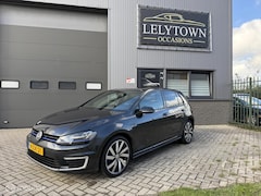 Volkswagen Golf - 1.4 TSI GTE | Pano | Leder | Dealer onderhou