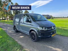 Volkswagen Transporter - 2.0 TDI L1H2 Highl. | Standkachel | Stoelverwarming | Camera | Apple CarPlay |