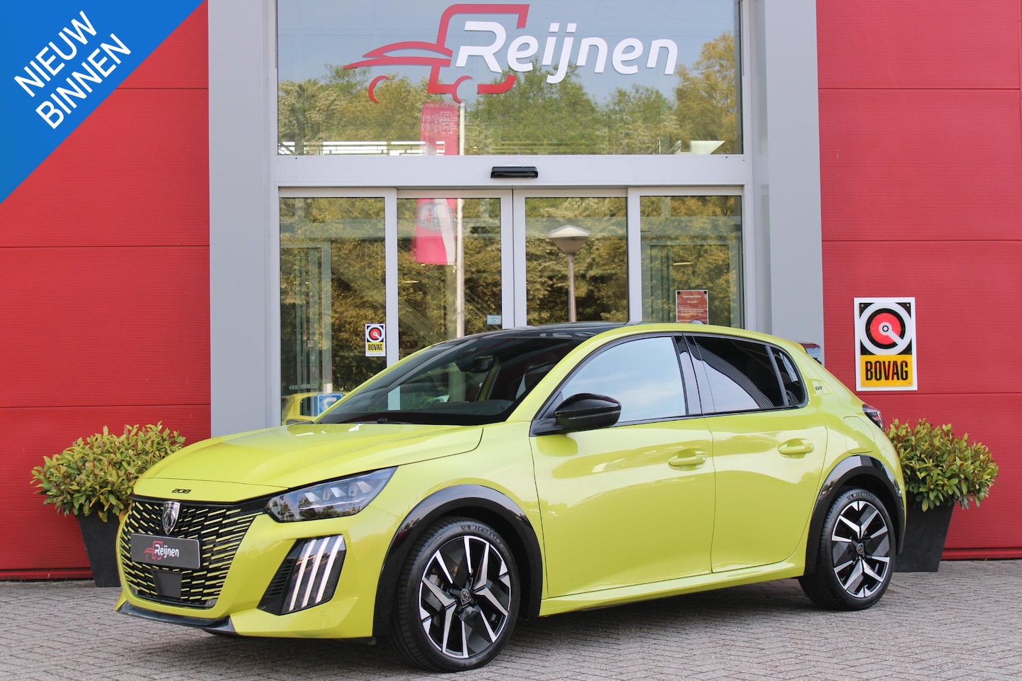 Peugeot 208 - 1.2 Hybrid 145PK AUTOMAAT GT | PANORAMA DAK | ADAPTIVE CRUISE CONTROL | KEYLESS ENTRY/STAR - AutoWereld.nl
