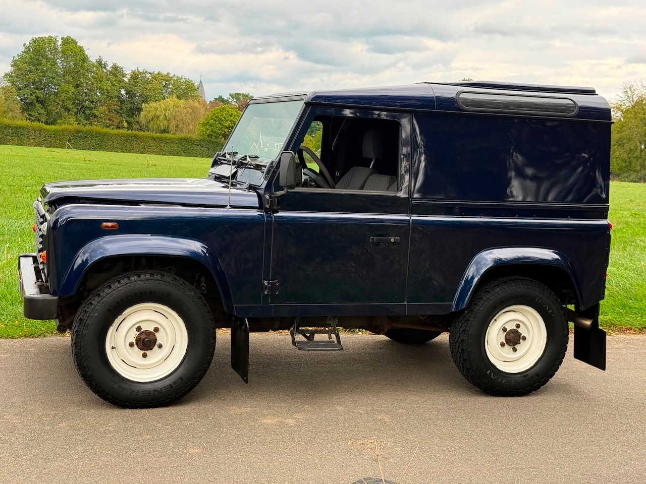 Land Rover Defender - 2.5 Td5 HT 90" E 2.5 Td5 HT 90" E - AutoWereld.nl