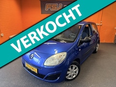 Renault Twingo - 1.2 / ACCES / ZEER MOOI / APK 02-11-2027