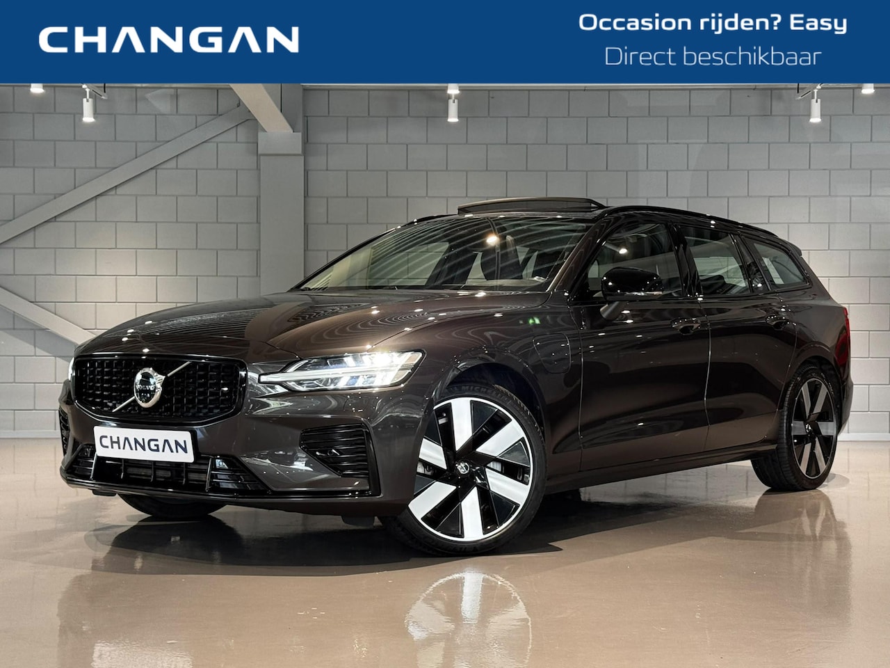 Volvo V60 - Ultimate Dark Ultimate Dark T6 - AutoWereld.nl