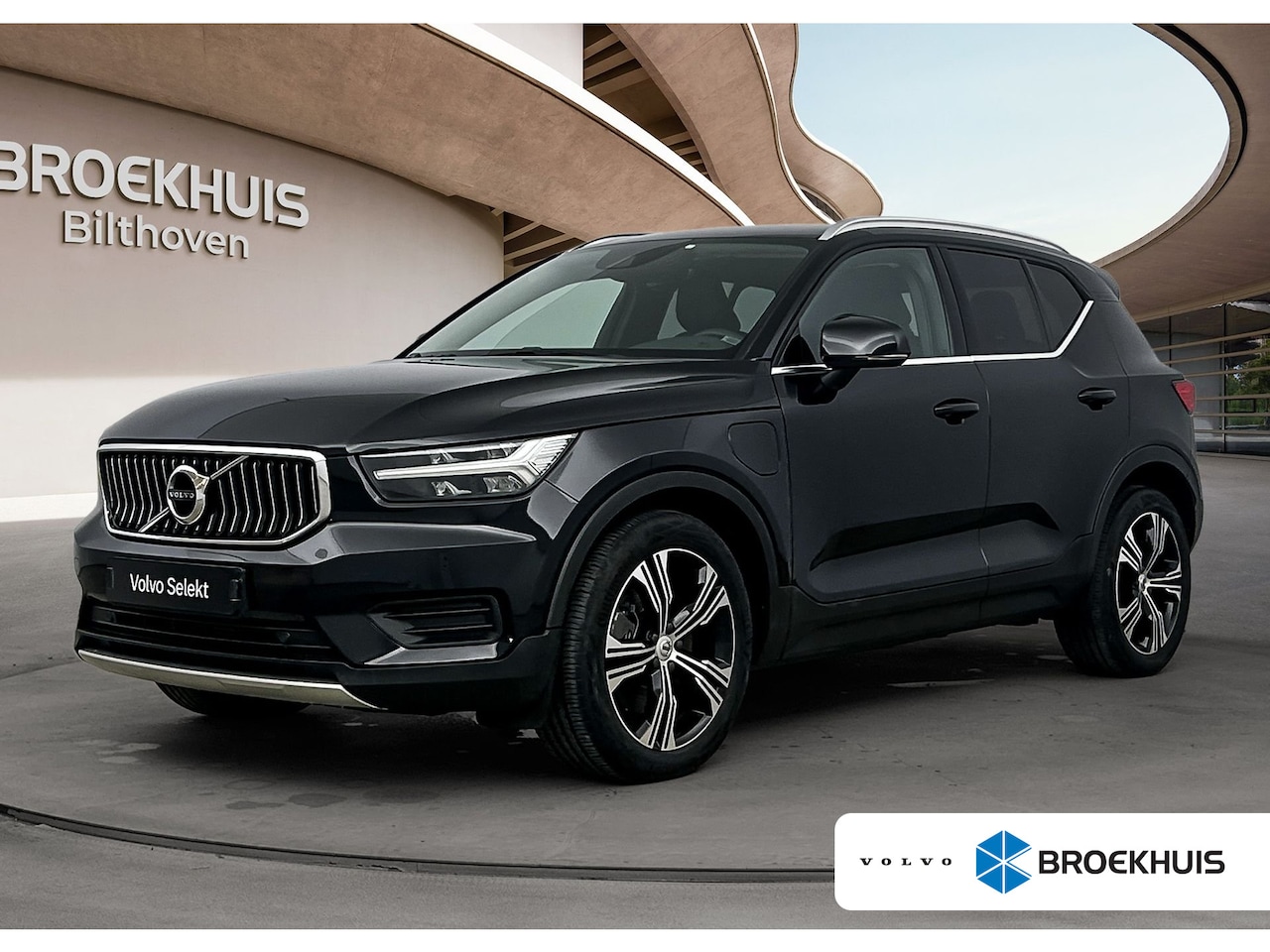 Volvo XC40 - 1.5 T4 Recharge Inscription | Trekhaak | Lederen bekleding | Keyless Entry / Start | PDC V - AutoWereld.nl