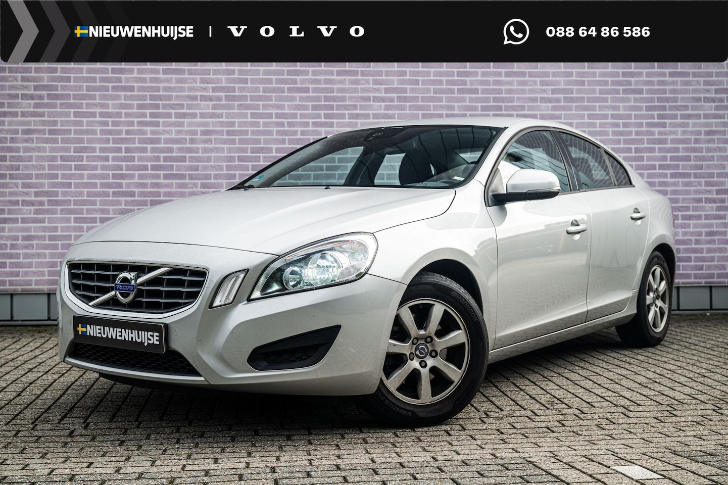 Volvo S60 - 1.6 T3 Kinetic | Trekhaak | RTI Navigatie | High Performance Audio | Parkeersensoren | Cli - AutoWereld.nl