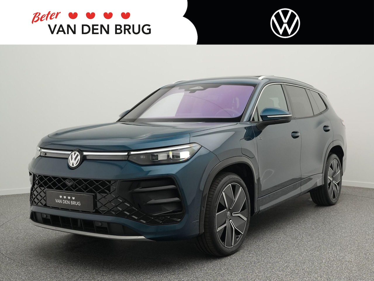 Volkswagen Tayron - R-Line Edition 1.5 eTSI 272 PK | Verlengde Fabrieksgarantie | Trekhaak | Panoramadak | Led - AutoWereld.nl