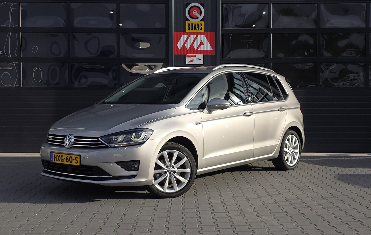 Volkswagen Golf Sportsvan - 1.4 TSI Highline | 150 PK | ADAPTIVE | CAMERA | STOELVERWARMING - AutoWereld.nl