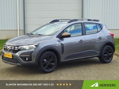 Dacia Sandero Stepway - TCe 110 Extreme / Achteruitrijcamera / Dodehoeksensor / Stoelverwarming / Sensoren voor en