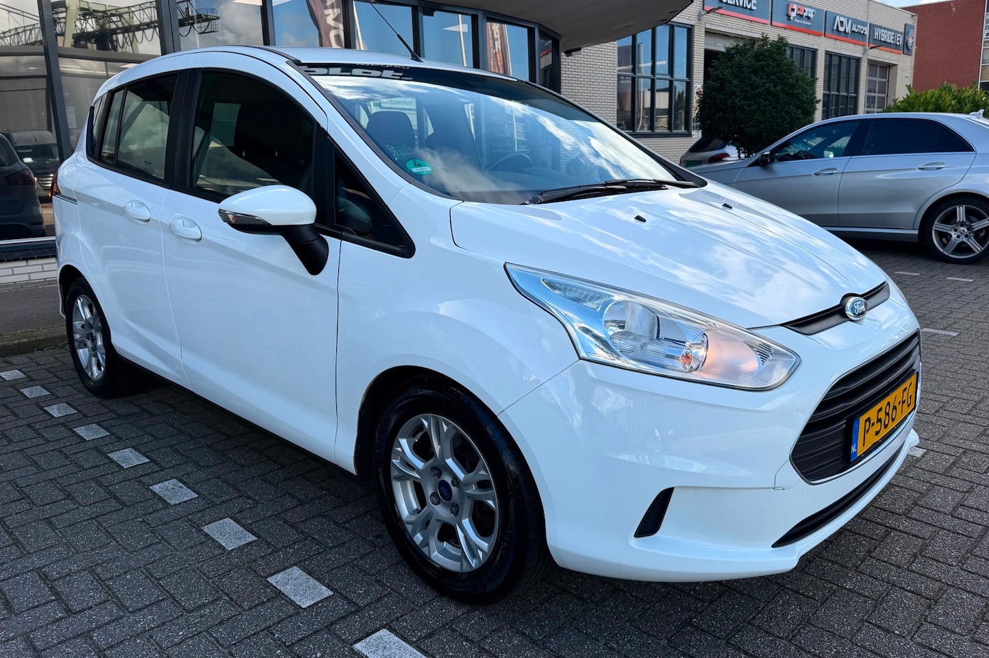 Ford B-Max - 1.6 TI-VCT Style ZEER MOOI - AutoWereld.nl