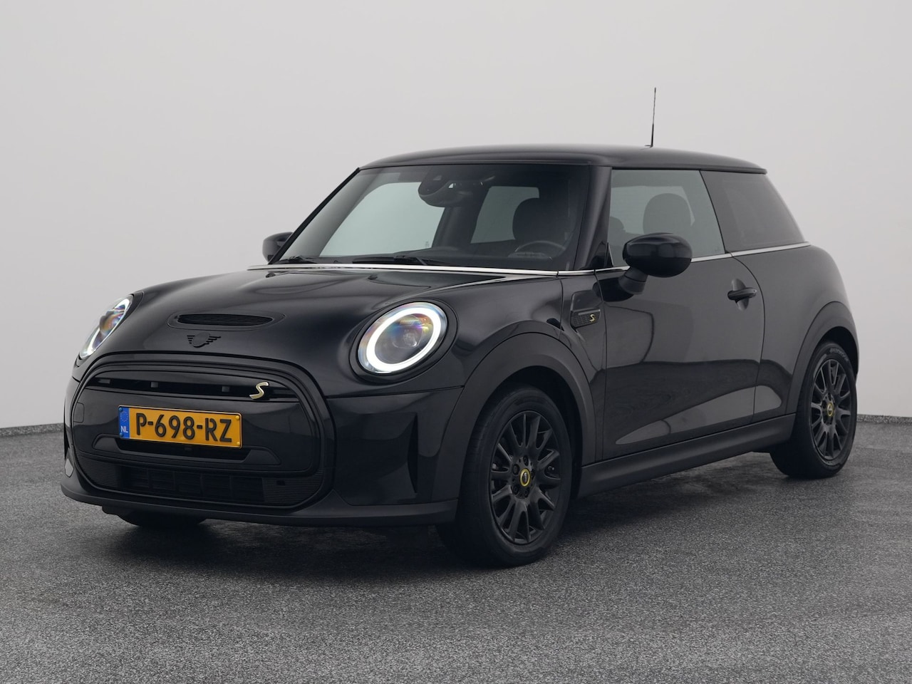 MINI Electric - Yours 33 kWh | CAMERA | KEYLESS - AutoWereld.nl