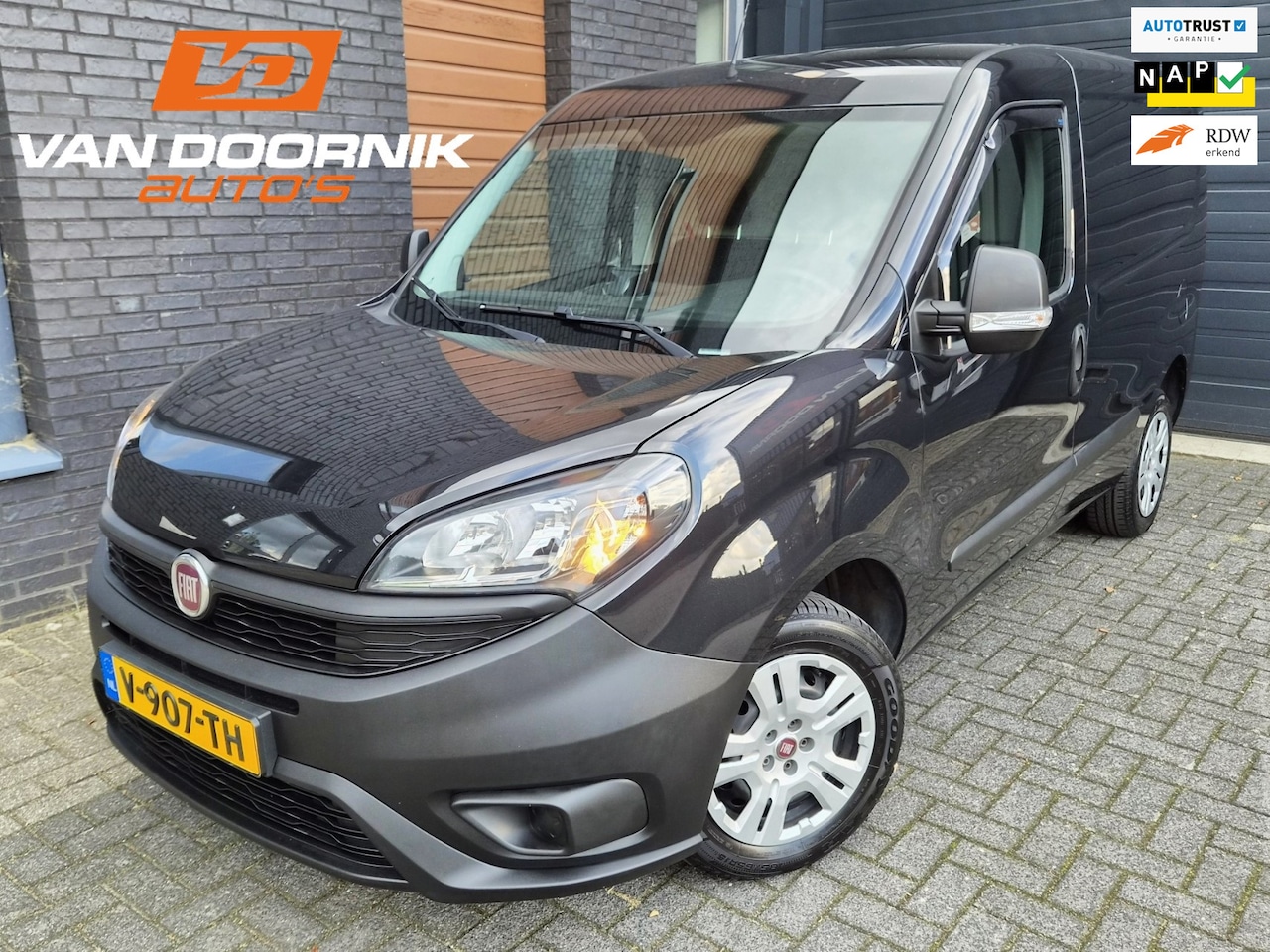 Fiat Doblò Cargo - 1.6 MJ L1H1 ECO JET Airco/Navigatie/Trekhaak/Nieuwe Distributieriem! - AutoWereld.nl