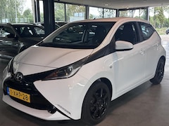 Toyota Aygo - 1.0 VVT-i x-play