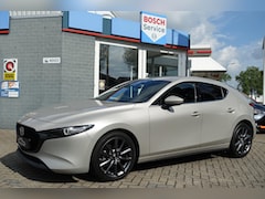 Mazda 3 - 3 2.0 E-SkyActiv-G Exclusive Line | LED | HUD | KEYLESS | MRCC