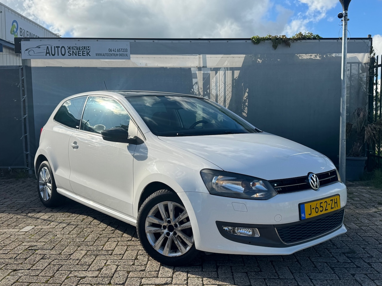 Volkswagen Polo - 1.2 Easyline - NWE APK-Airco-PANO-Stoel verw. - AutoWereld.nl