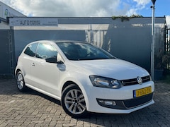 Volkswagen Polo - 1.2 Easyline - NWE APK-Airco-PANO-Stoel verw