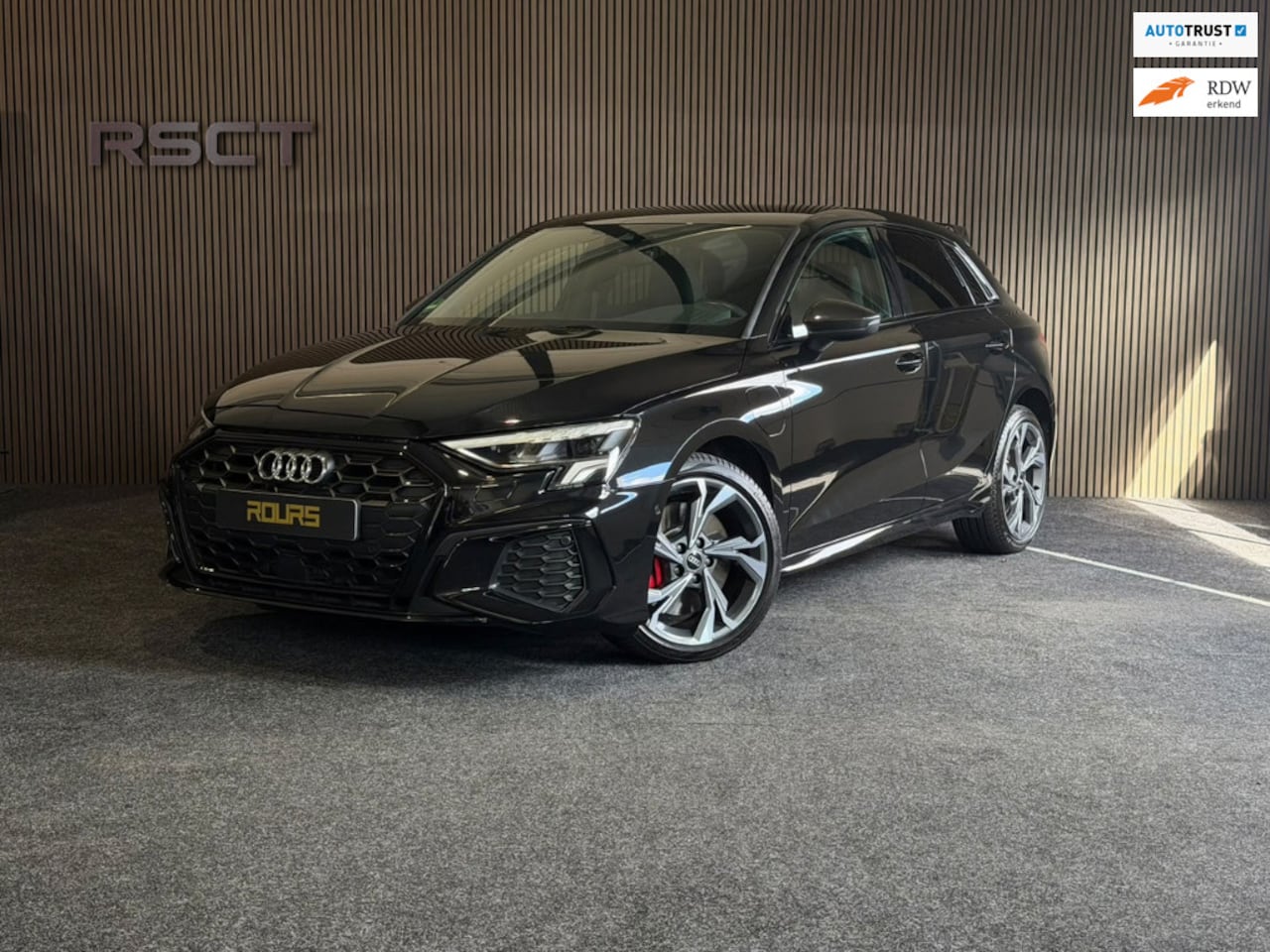Audi A3 Sportback - 45 TFSI e S edition Competition|ACC|Apple Carplay|Stoelverwarming| - AutoWereld.nl