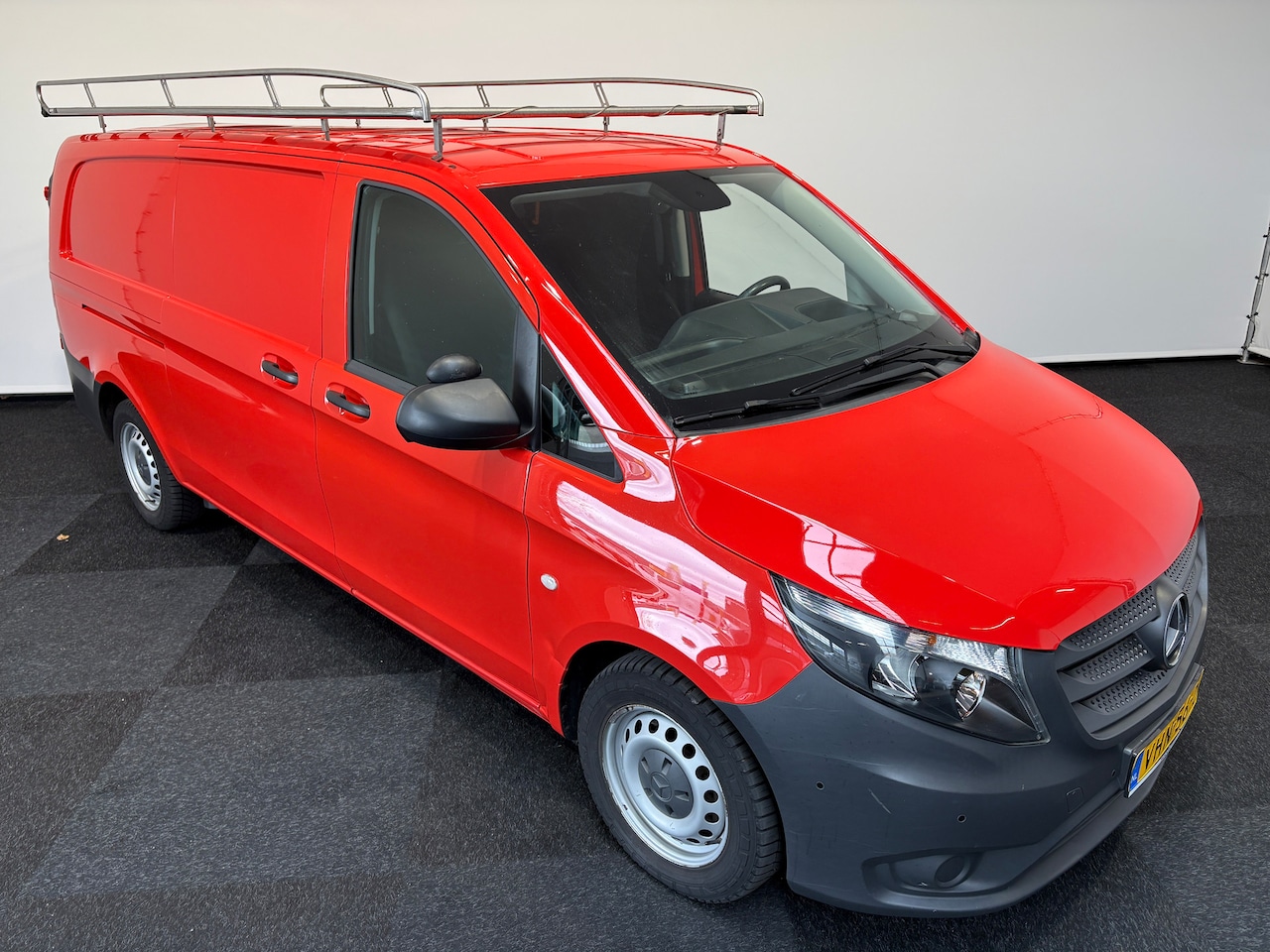 Mercedes-Benz Vito - 114 XL imperiaal trekhaak Euro 6 navigatie Airco - AutoWereld.nl