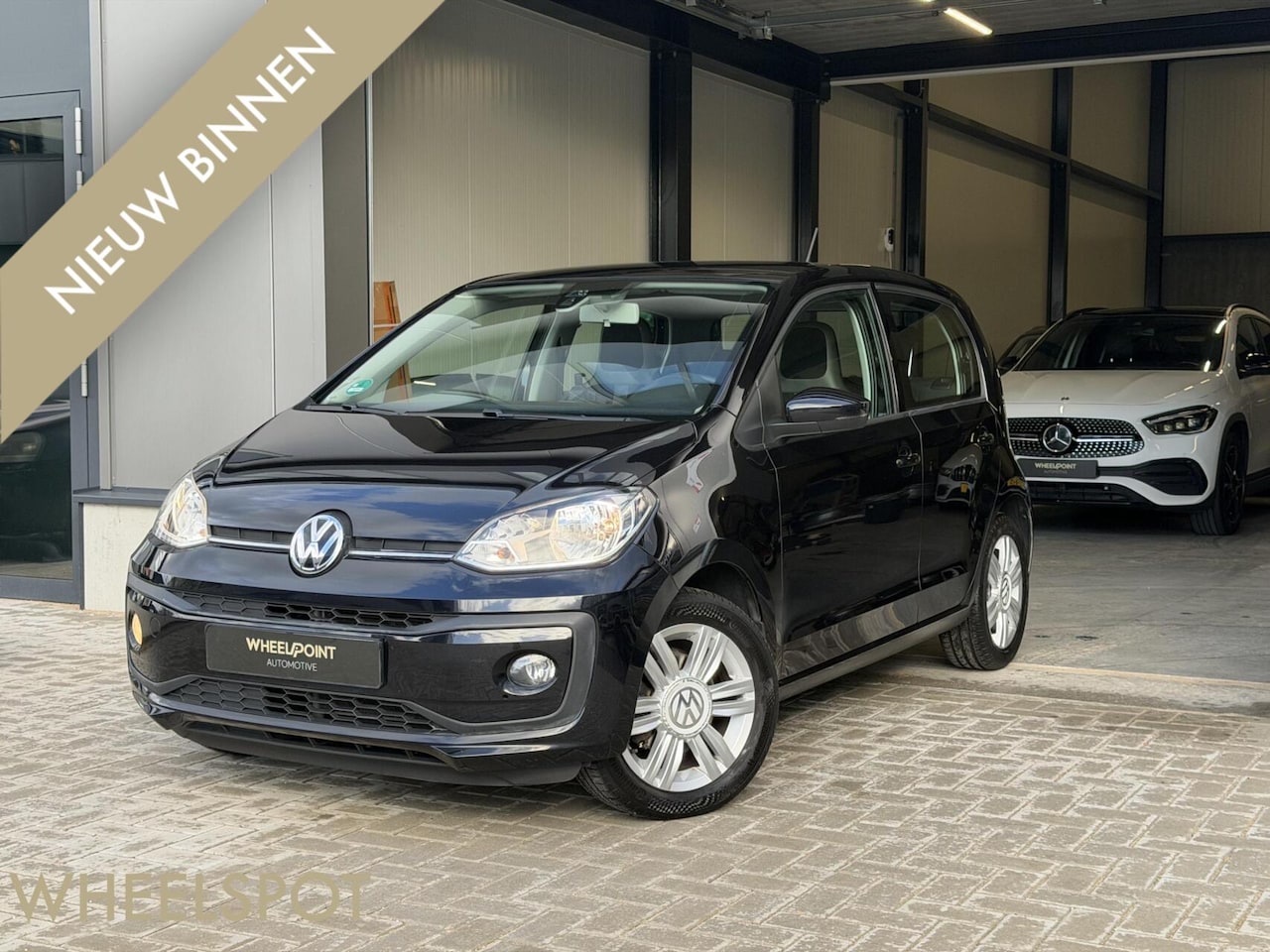 Volkswagen Up! - 1.0 BMT high up!|Cruise|Camera|Clima|Stoelver - AutoWereld.nl