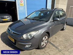 Hyundai i30 CW - 1.4i Blue Dynamic 2010 NAP 288.824km Ideaal voor export. Rijdt en schakelt goed. APK is ve