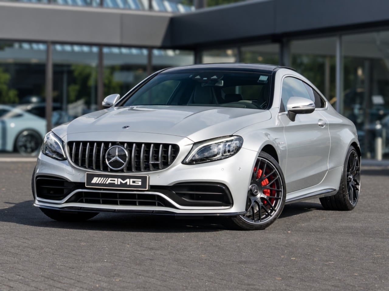 Mercedes-Benz C-klasse Coupé - AMG 63 S | Performance stoelen | BTW auto | 360º Camera - AutoWereld.nl