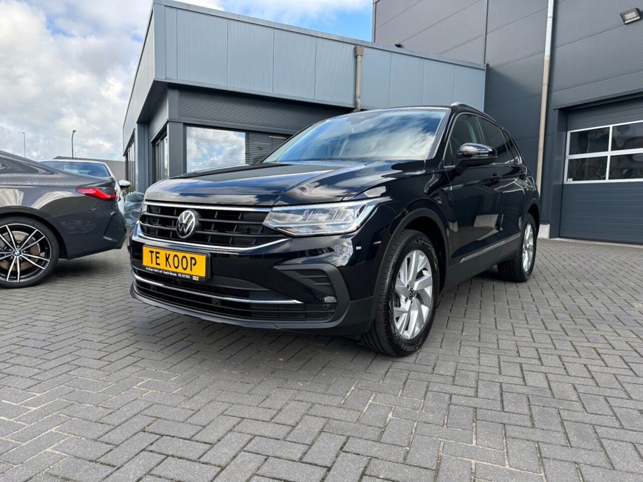 Volkswagen Tiguan - 2.0 TSi 4Motion Highline Camera Leder Trekhaak - AutoWereld.nl