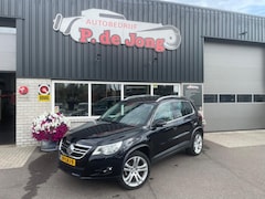 Volkswagen Tiguan - 2.0 TSI COMFenDES.4Motion Pano Leder Stoelverwarming Cruise Clima Trekhaak