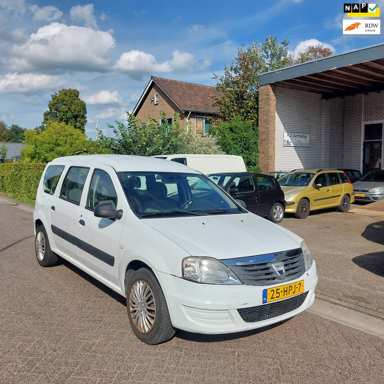 Dacia Logan MCV - 1.6 Ambiance 7p. 7 persoons - AutoWereld.nl