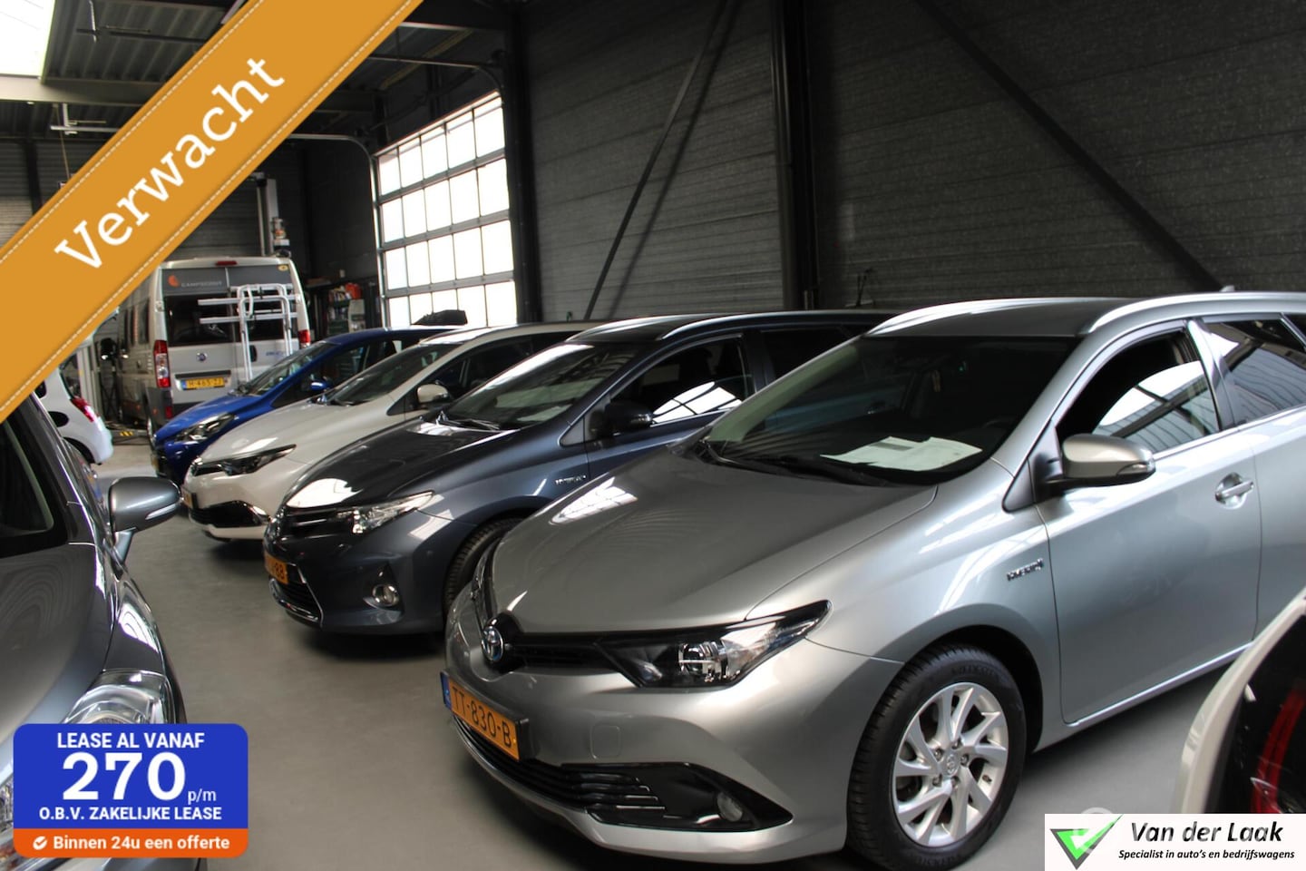 Toyota Auris Touring Sports - 1.8 Hybrid Active | NL Auto Boekjes | Navigatie | Parkeersensoren achter. - AutoWereld.nl