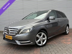 Mercedes-Benz B-klasse - B200 Autom Airco Cruise Leer Led Camera 12 NL Auto Hoge Instap Perfecte Staat Vol Opties